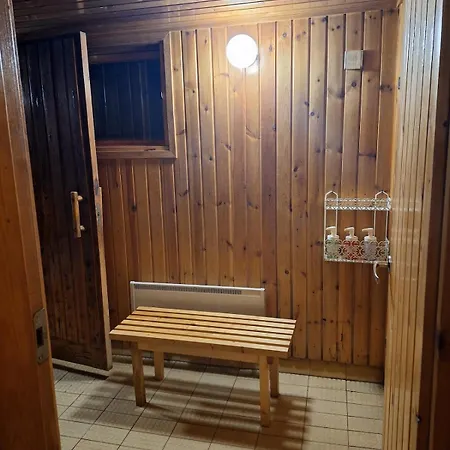 Large Detached House Without Neighbors Apartment
